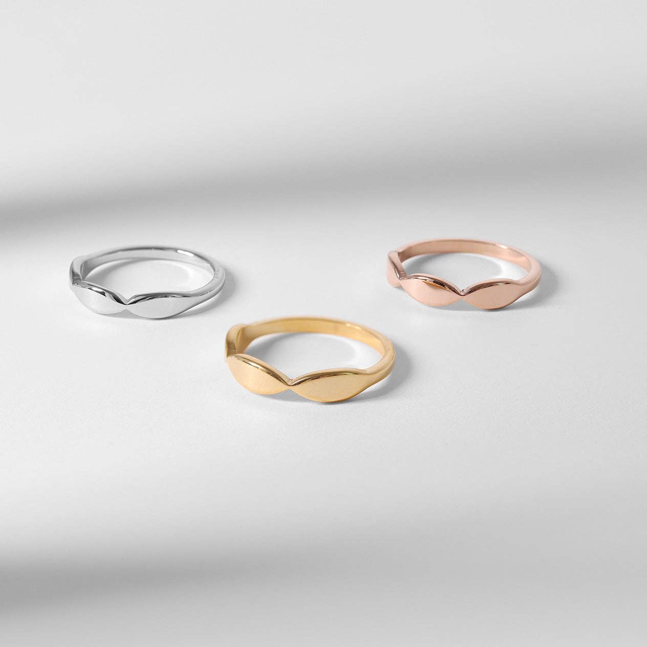 Sculpted Engravable Ring