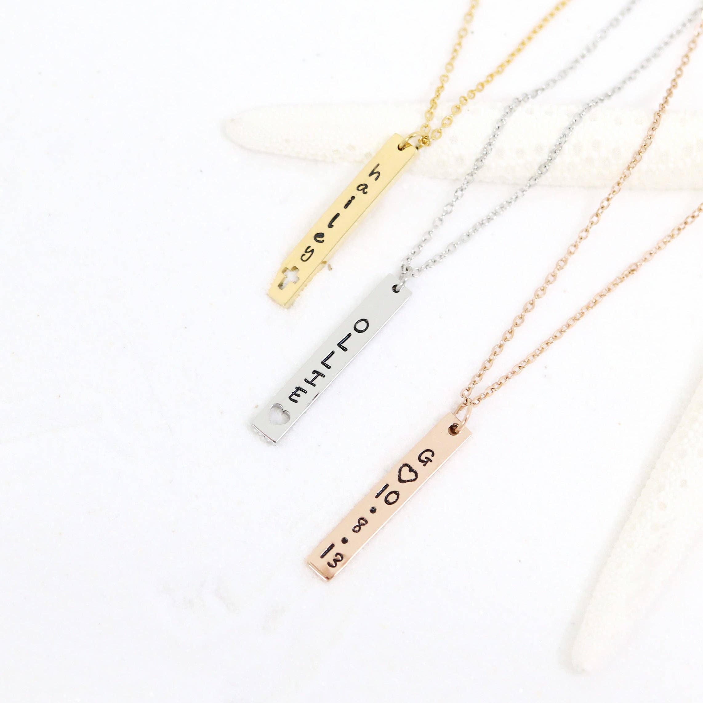 Vertical Bar Engravable Necklace